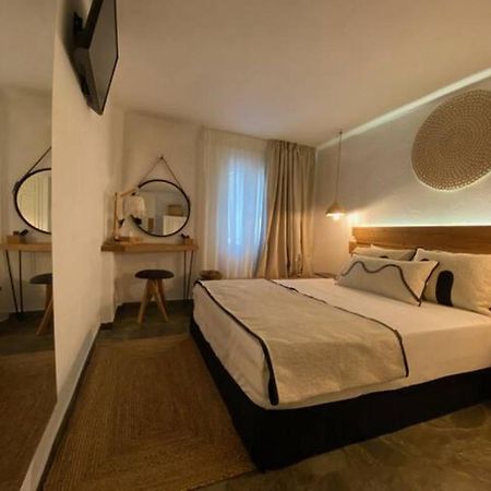 Papikinou Bay Suites Adamantas  Buitenkant foto