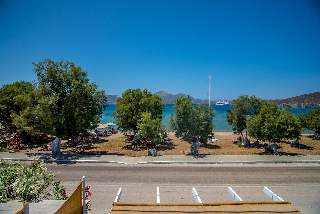 Papikinou Bay Suites Adamantas  Buitenkant foto